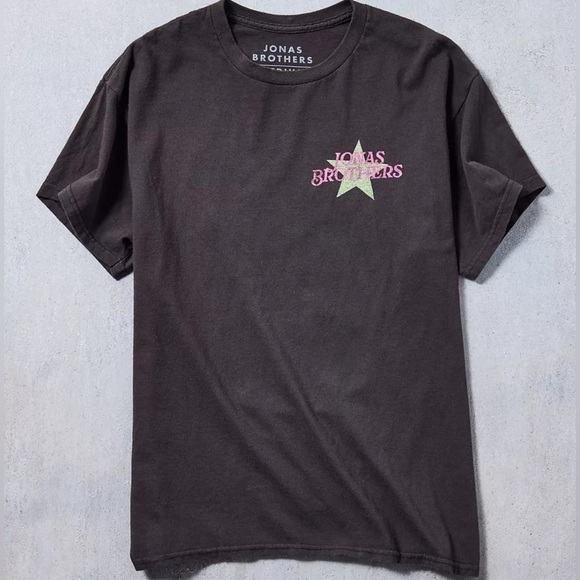 Urban Outfitters Tops - NWOT Urban Outfitters Jonas Brothers Graphic Tee Size Medium